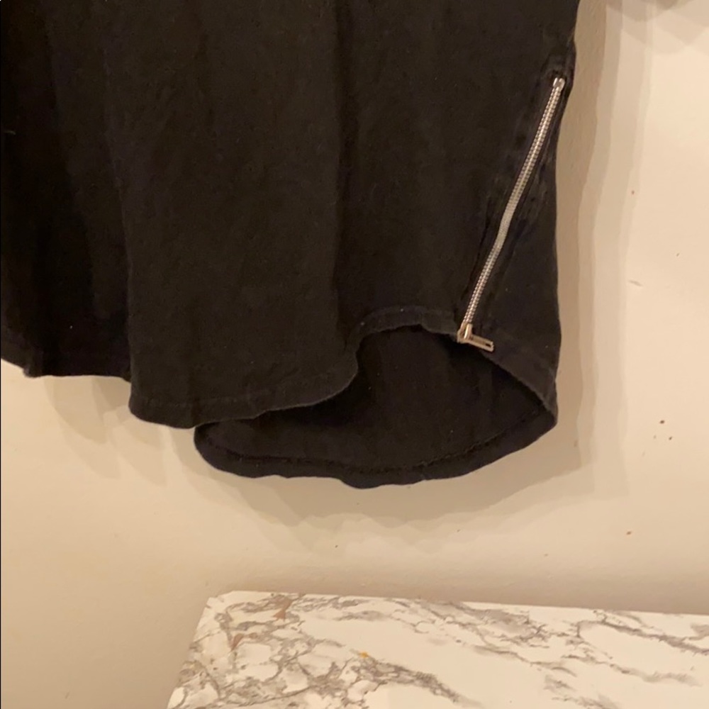 Men’s tee - Picture 2 of 7